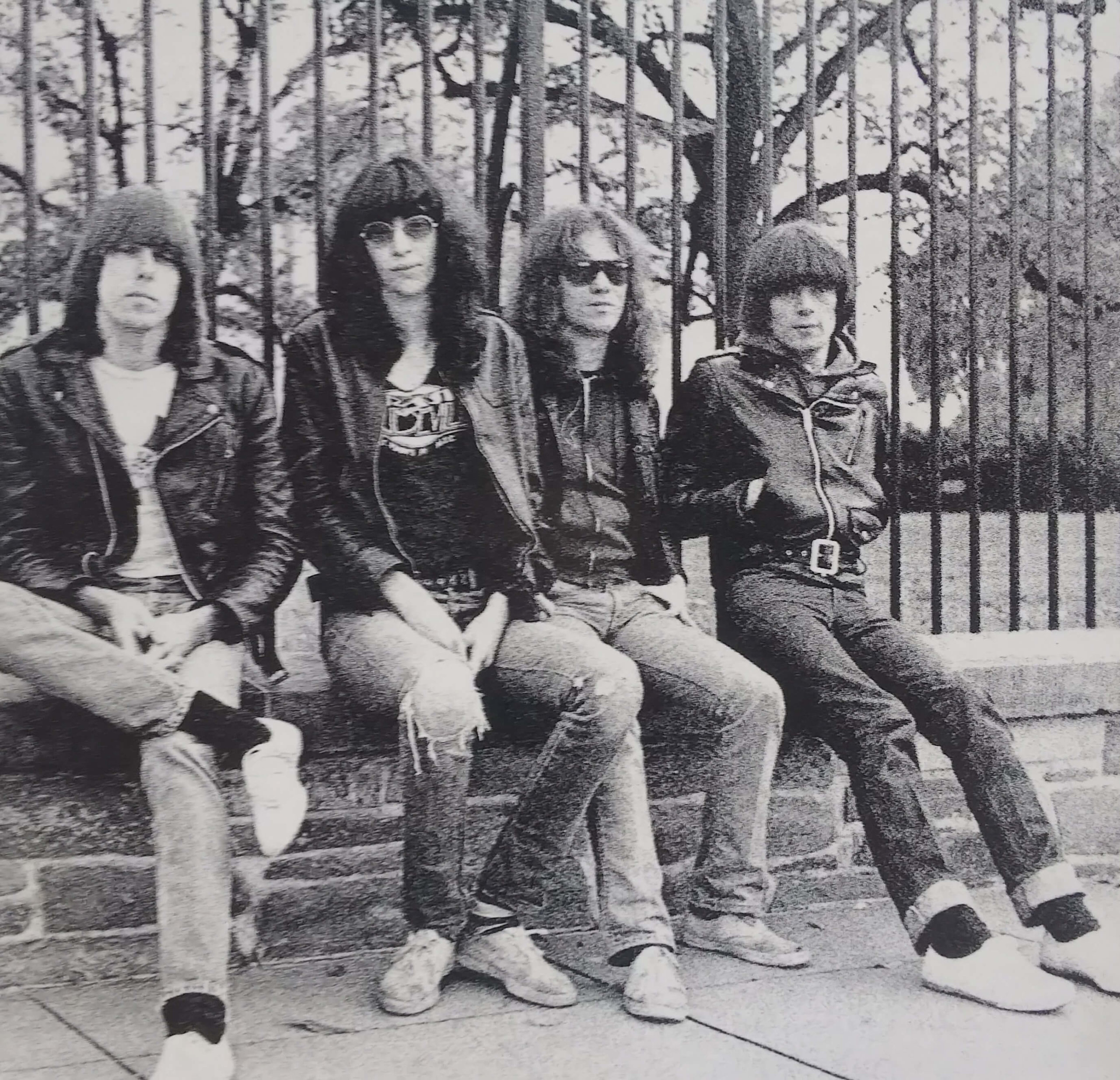 ラモーンズ Ramones のおすすめ名盤アルバム 名曲を紹介 ロック解説 ロック名盤のすすめ